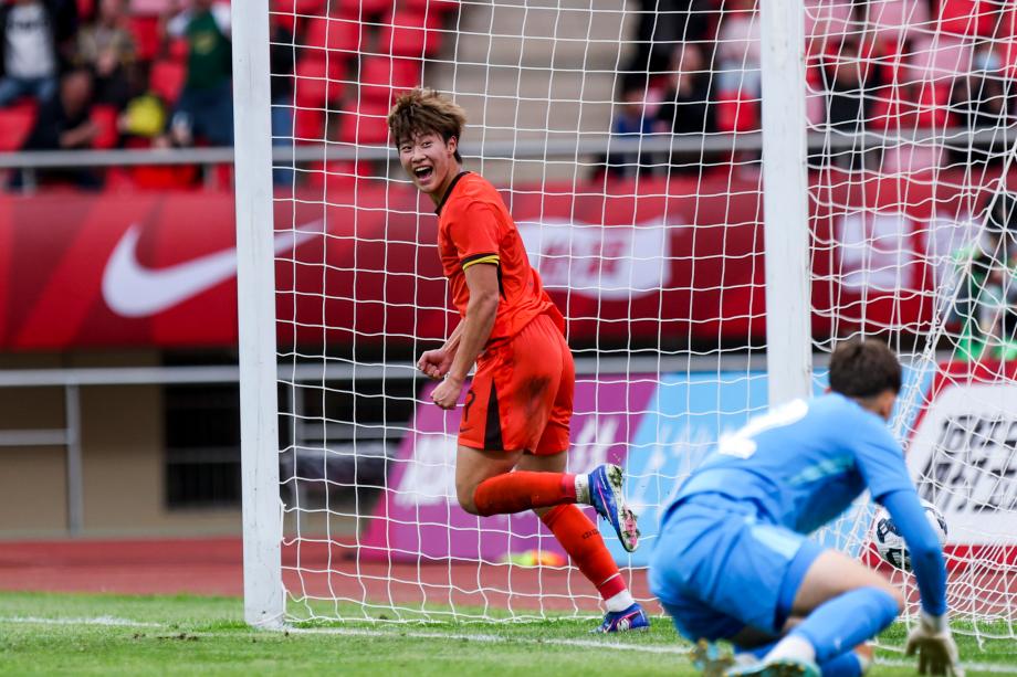 爱游戏全站-杨铭锐破门制胜依合散扑点救险 U19国足1-0澳大利亚